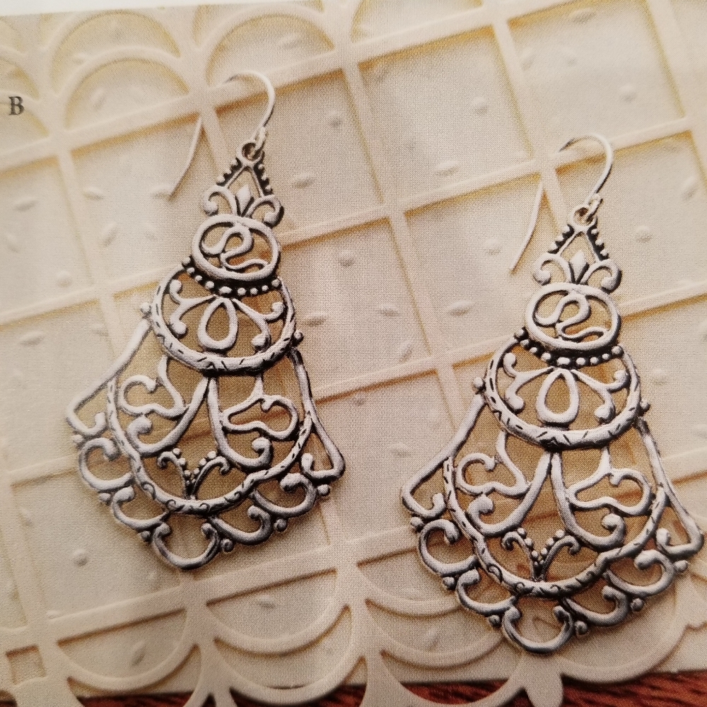 Silpada earrings